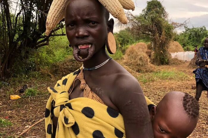 Omo Valley Photo Expedition To Suri(Surma) And Omo Valley Tribes(10 DAYS)