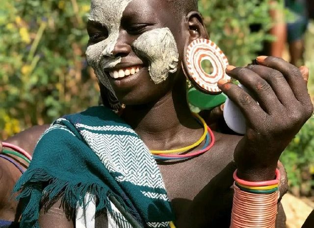 Omo Valley Photo Expedition To Suri (Surma) And Omo Valley Tribes(10 DAYS)